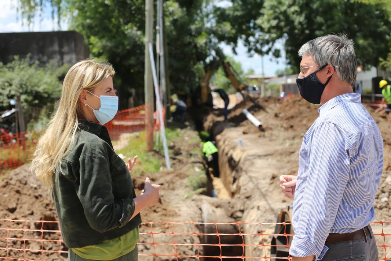 10-11 reactivaci+¦n obras de cloacas (1)