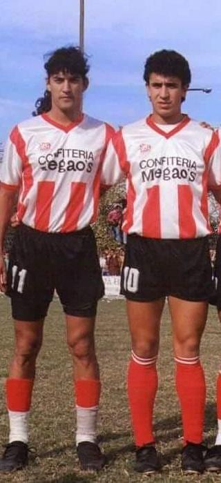 vieja moreno CAÑUELAS FUTBOL CLUB esta