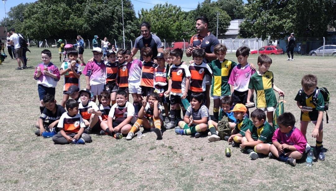 RUGBY INFANTIL pibes de los tres clubes ESCUELITA