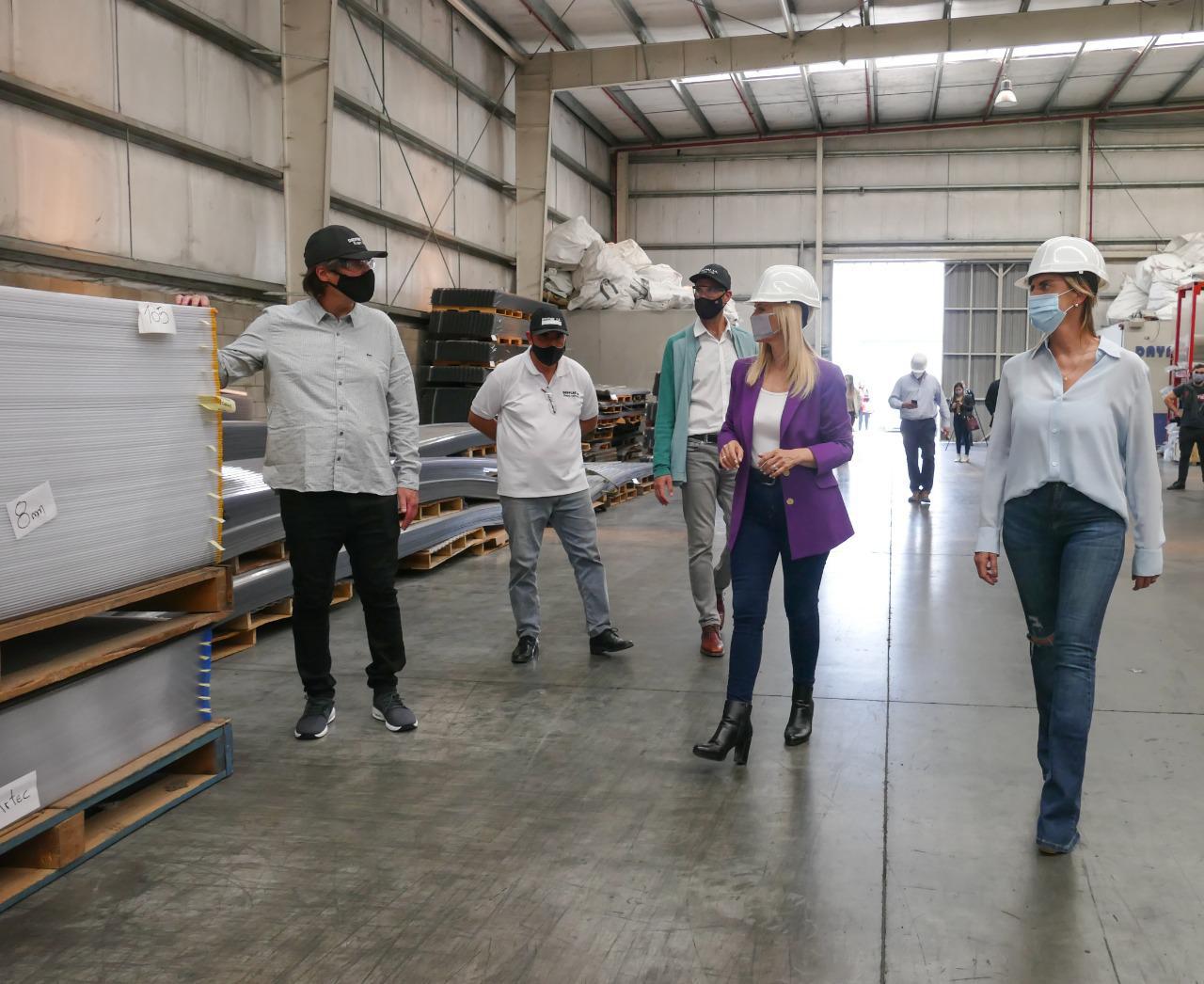 15-10 visita de la vicegobernadora Magario a Cañuelas (1)