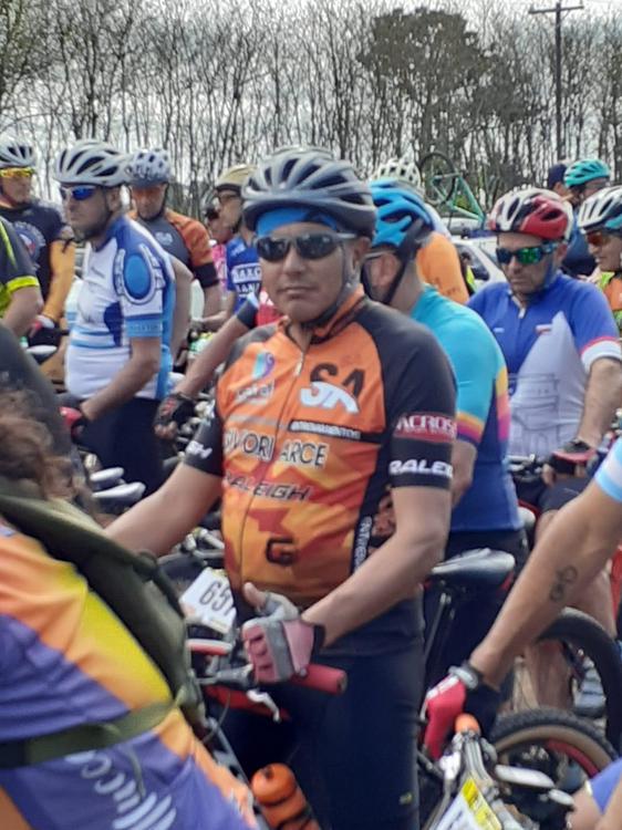 ciclismo rural bike Mariano Roldan previa largada en Rosas (LasFlores)