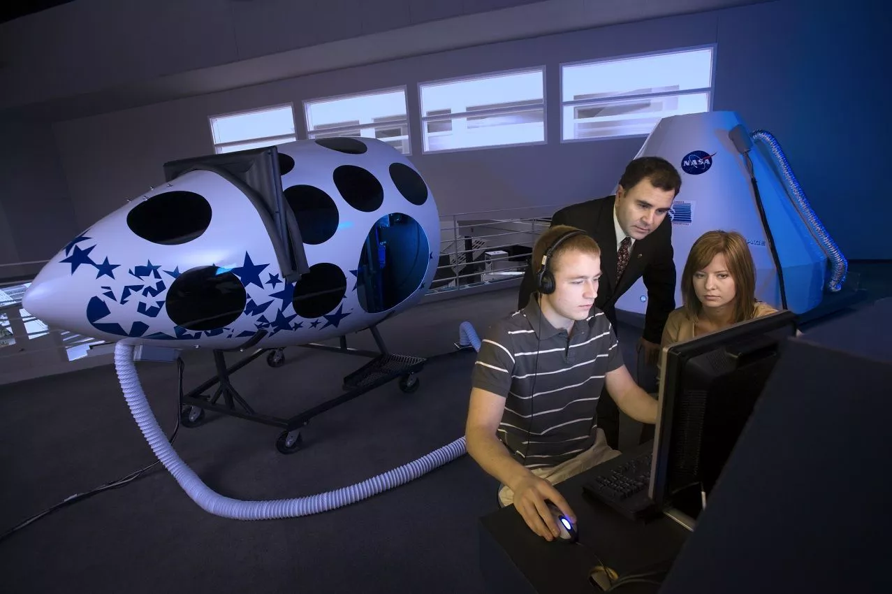 De León Página 3 Arriba