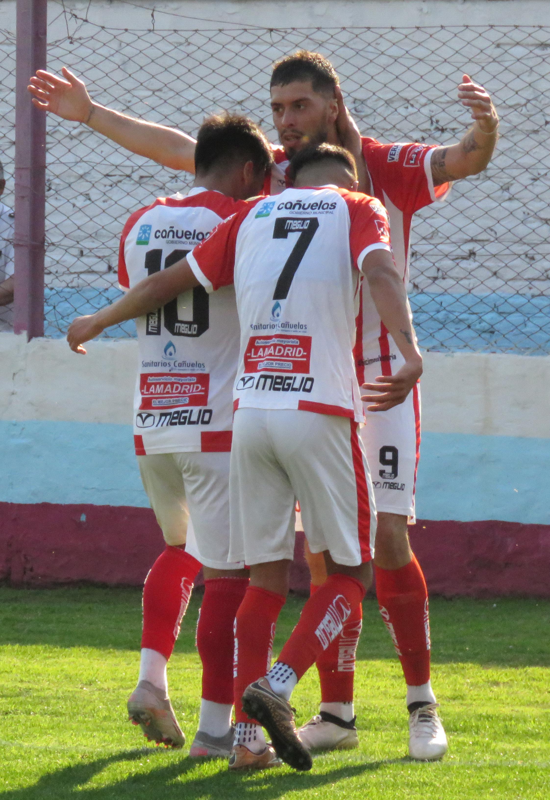 PRIMERA B: CAÑUELAS ES EL ÚNICO PUNTERO DEL CAMPEONATO