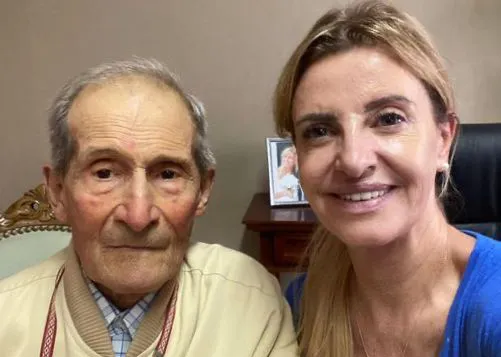 fdc16ff4-0ad7-4674-b24a-1b2c4297d0fa