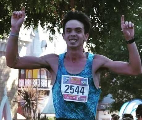 que hacen en cuarentena axel lopez