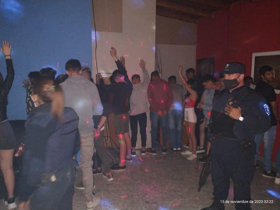 fiesta clandestina