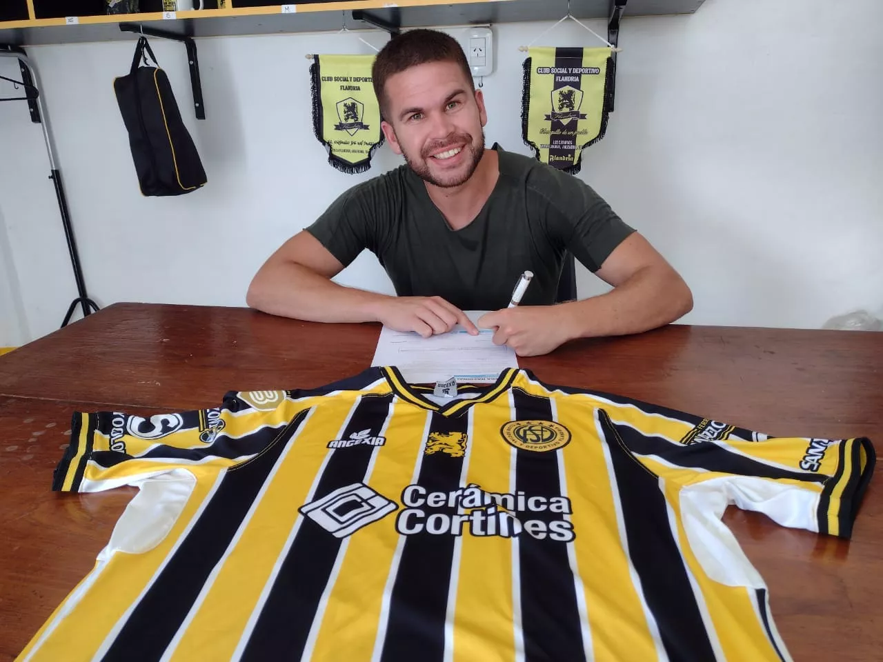 enzo trinidad foto principal RENOVANDO CONTRATO