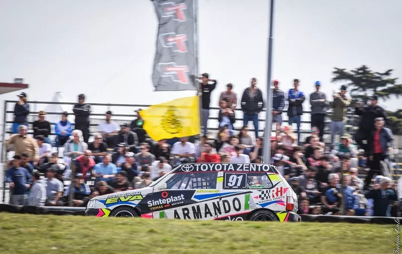 turismo pista latapie