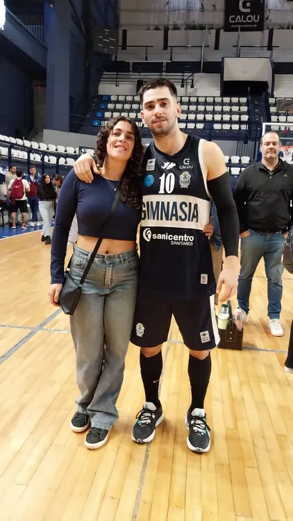 Foto Página 14 a la derecha