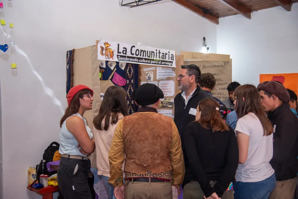 03765a44-b1f8-4ff2-8de2-642d3c2be8f4