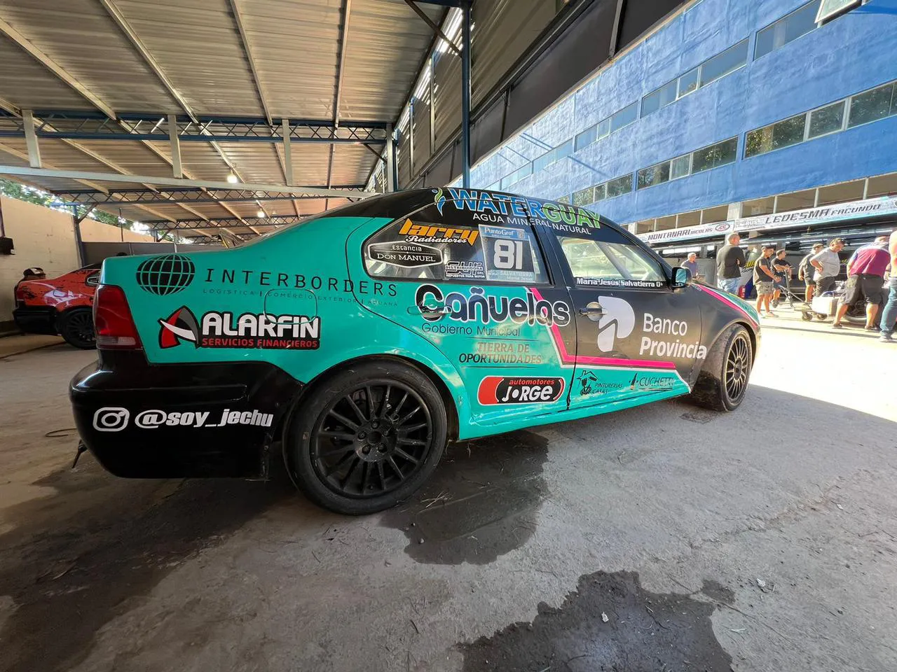 Foto Página 18 al centro