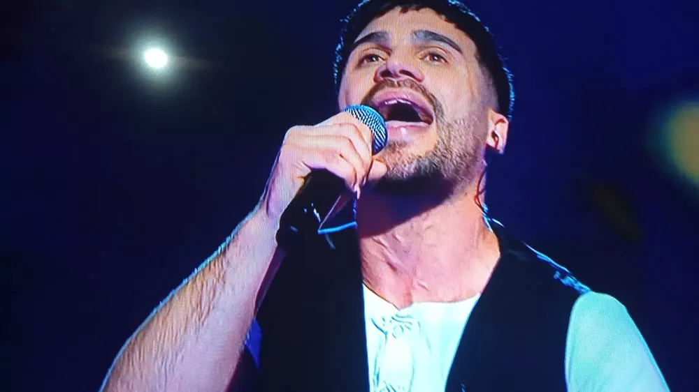 Corvalán Página 8