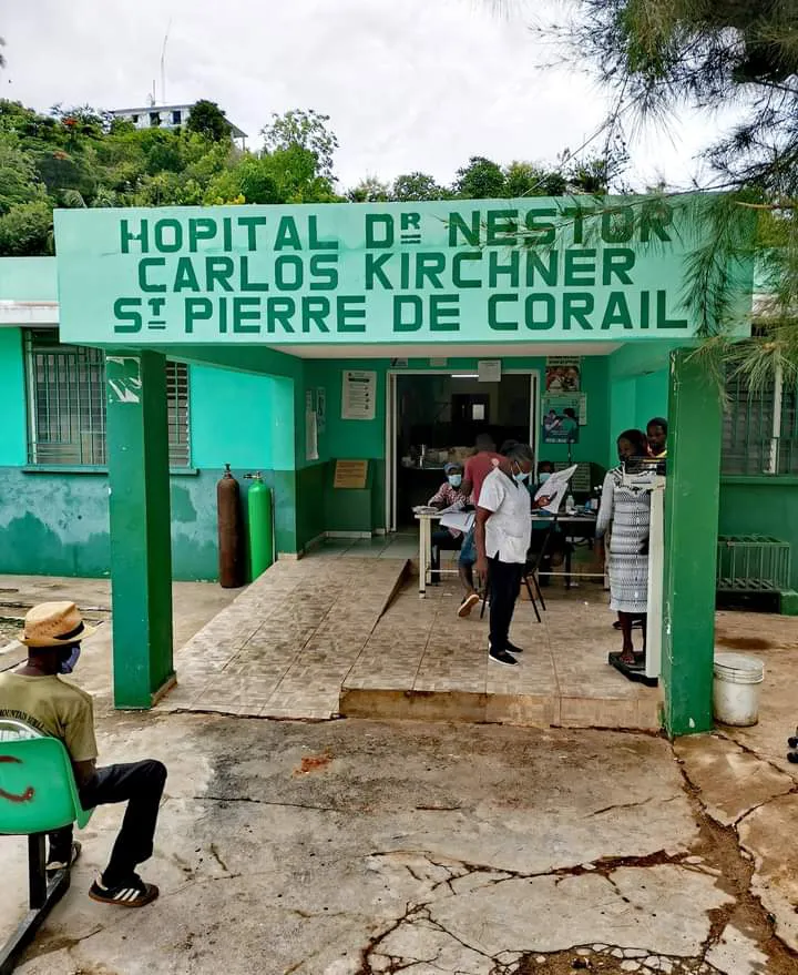 E-EShdKWYAc2onK haiti2