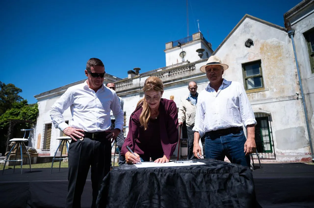 49360c8c-3127-41c8-a2f2-027dcbf2eea8