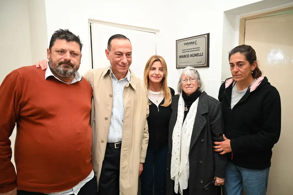 d5f2e2d1-70bd-46ee-b593-cd6cb4011455