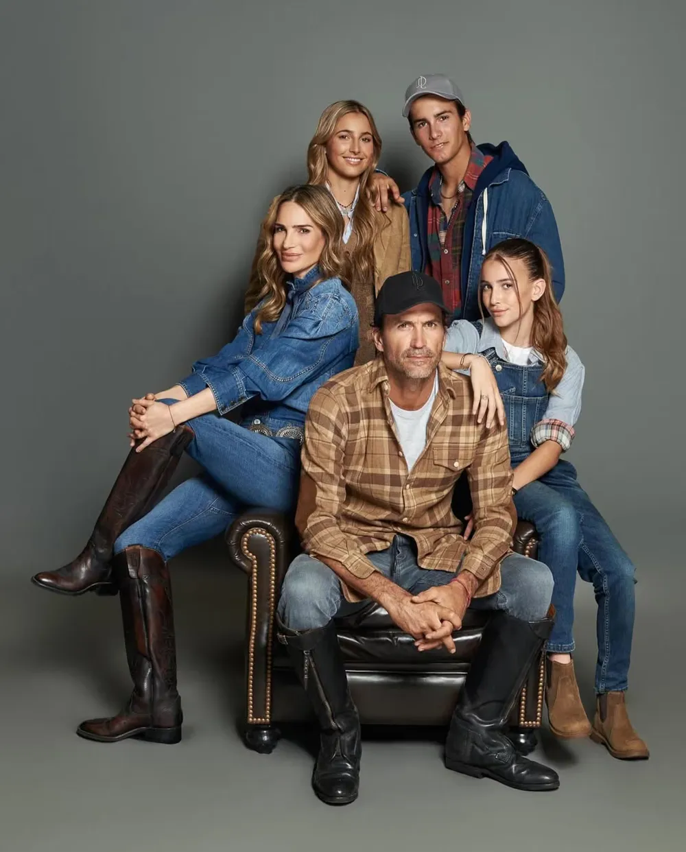 maria-vazquez-adolfo-cambiaso-y-sus-herederos-familia-de-tapa-foto-mariavazquez-jvtutnr4erfnzhg6g756nbv27e