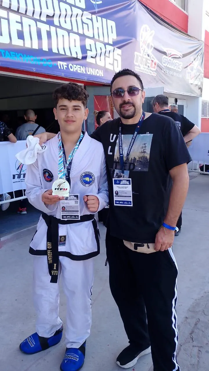 Foto Página 16 a la derecha