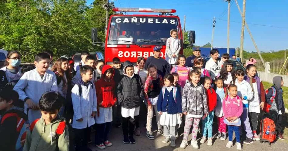 conmovedor-regreso-de-emily-a-la-escuela-luego-de-seis-meses-de-tratamiento-en-espana-24157