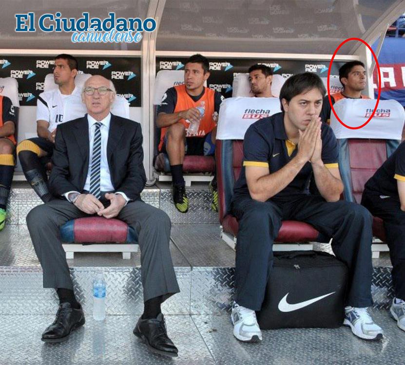 GABRIEL PAYA FERREYRA 2013 en banco de suplentes de BOCA JUNIORS