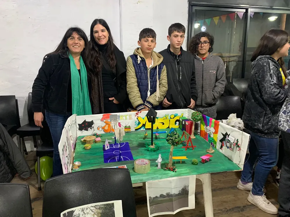 8d7f94b5-84d8-4b1c-b6f0-afff224b744c