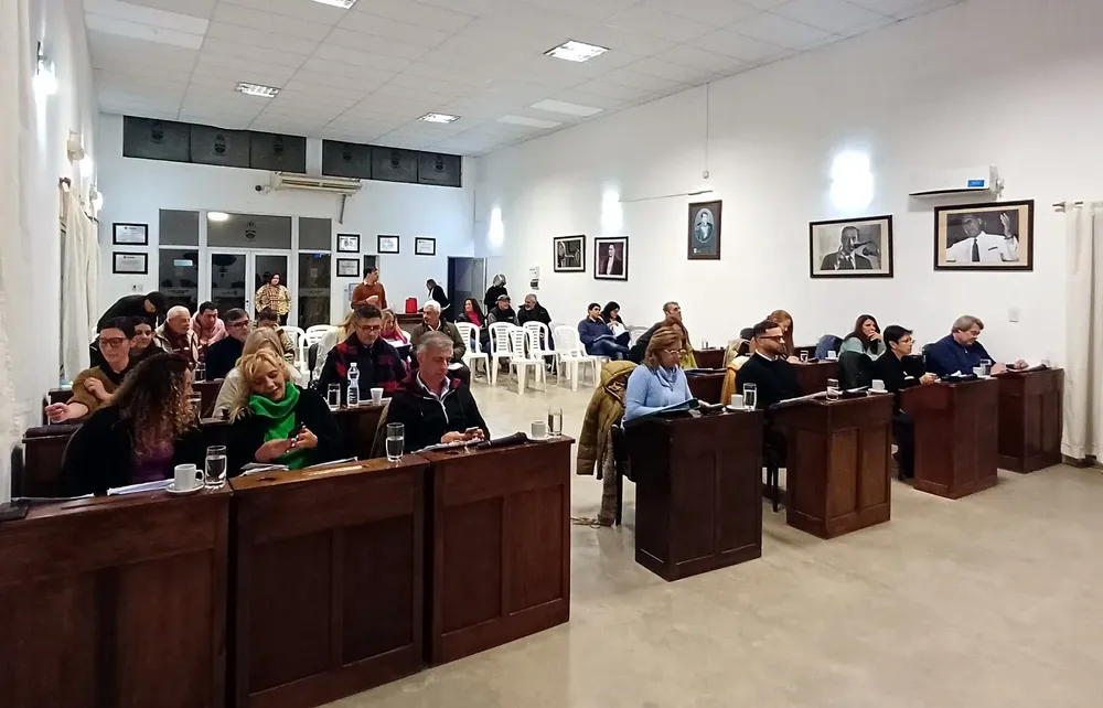 8fba9f5d-72e6-4569-831b-279f8c826ebe