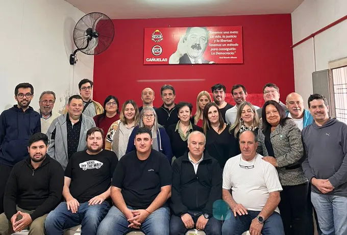 UCR Adelante