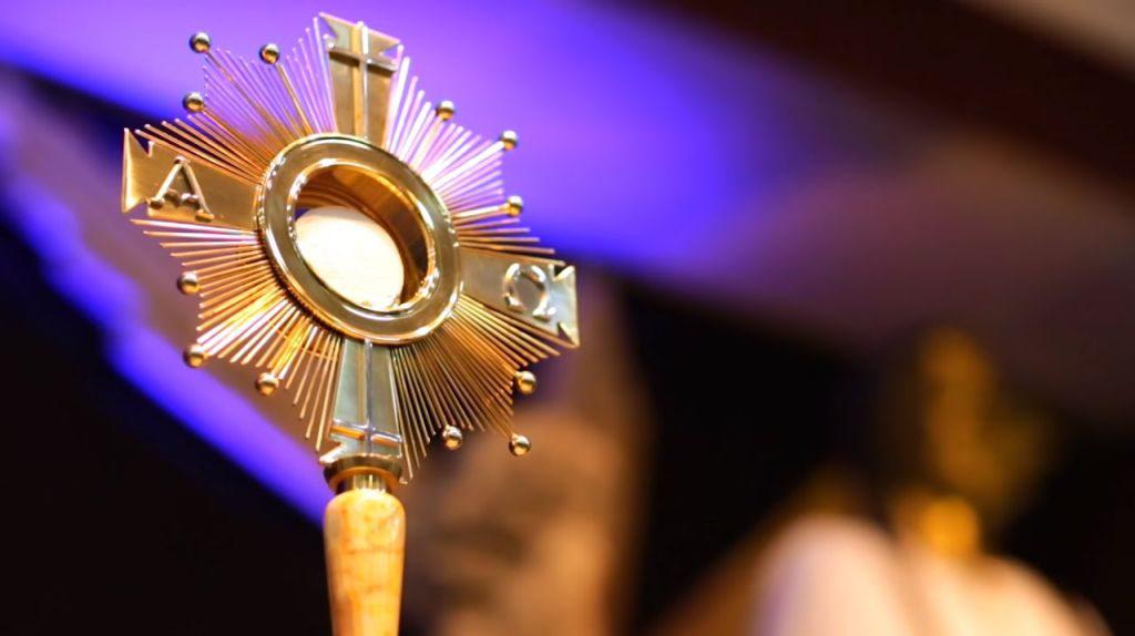 Jesus-Sacramentado-min-1024x574
