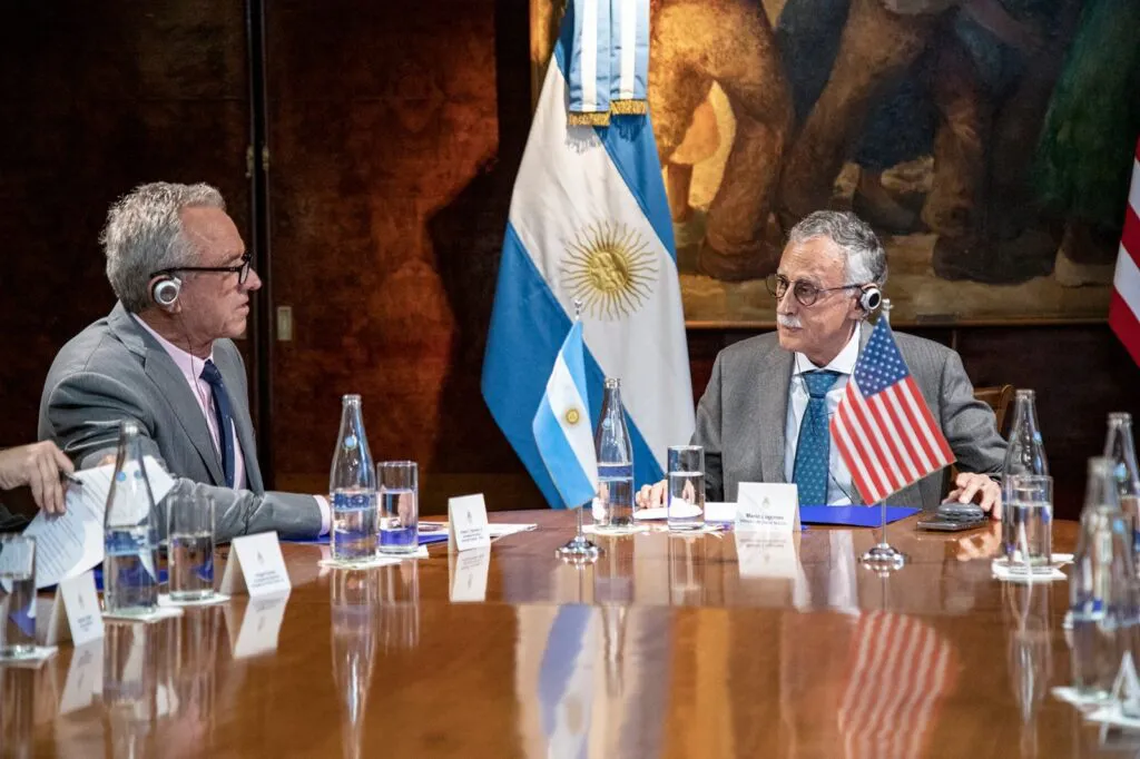 Lugones-Kennedy-Jr-1024x682