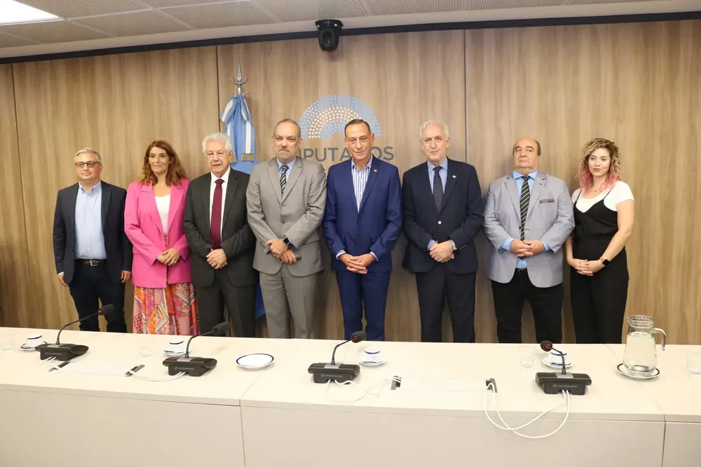 Foto Página 6 a la izquierda