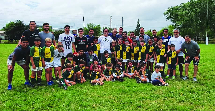 rugby partido entre infantiles y PLANTEL SUPERIOR