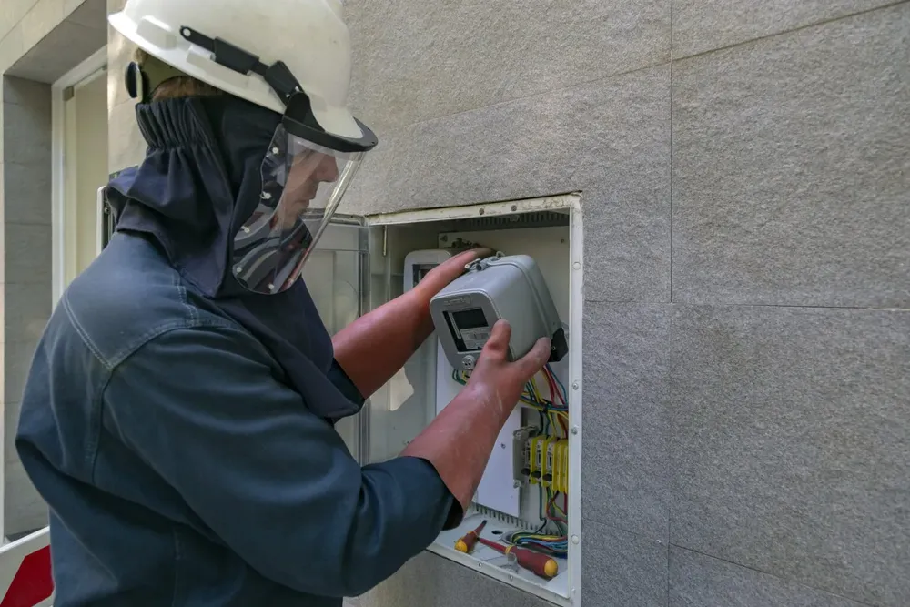 medidor-luz-1536x1024