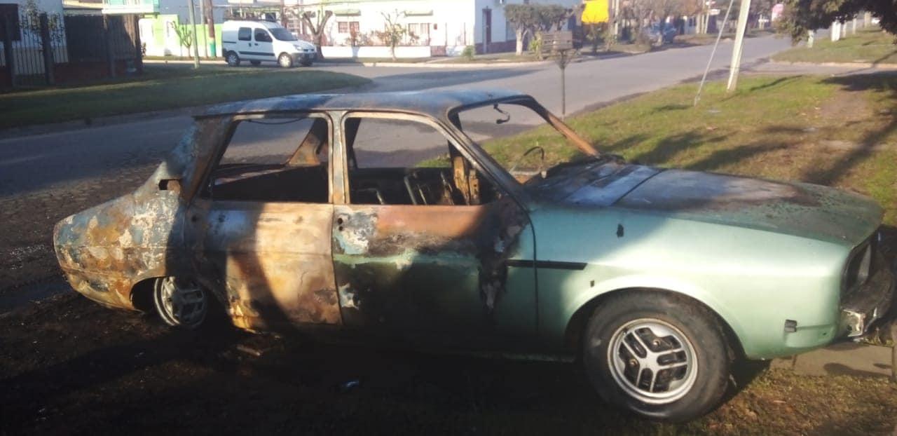 AUTO QUEMADO