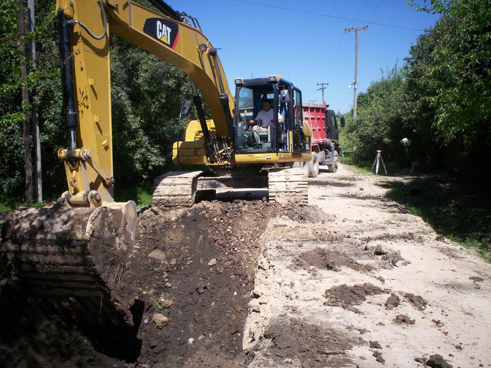 Desague pluvial Maximo Paz
