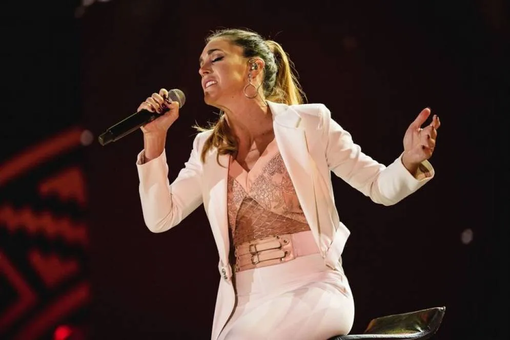 9ada9defd4212bf34db2e32f37ea8987_L