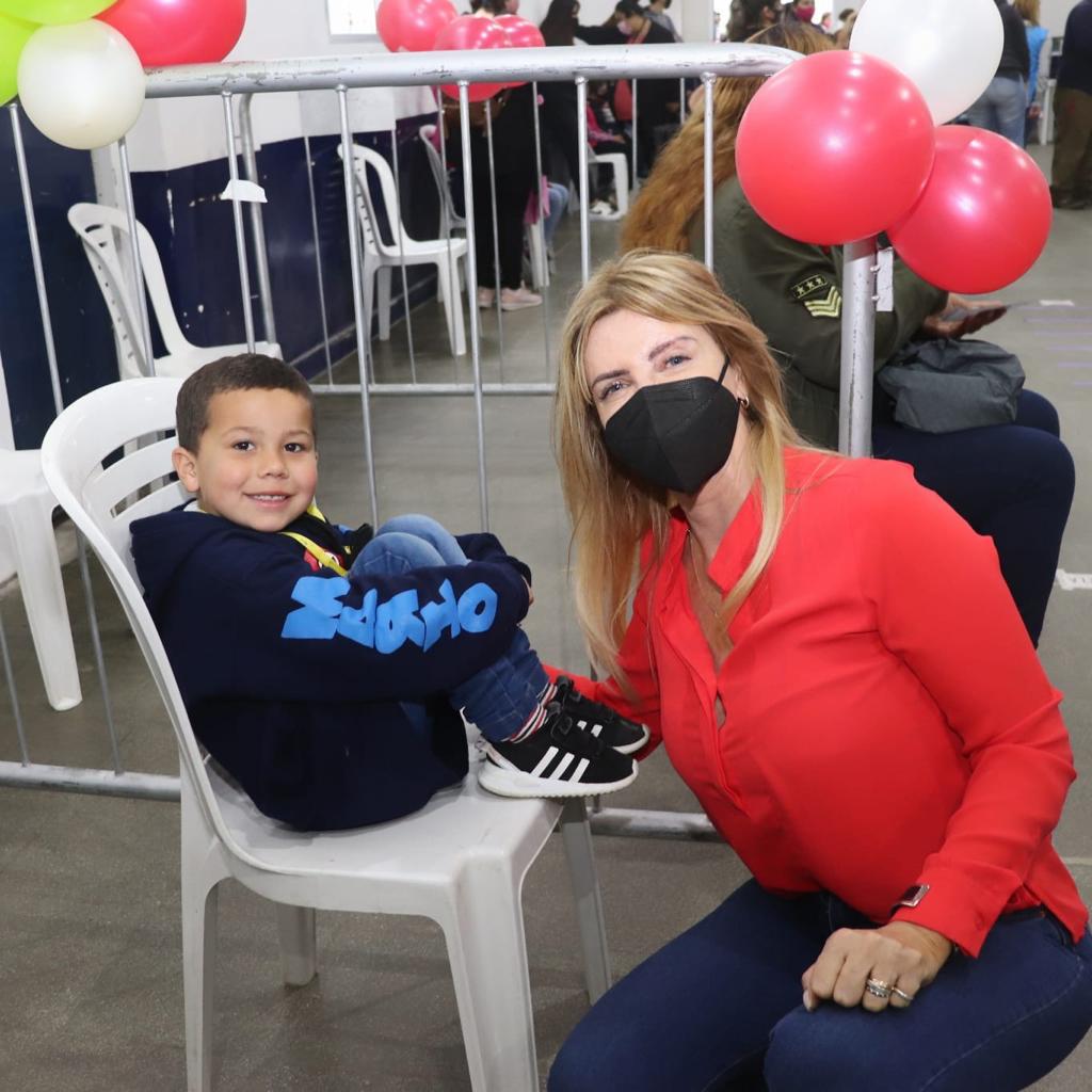 13-10 vacunación contra el Covid para niños (6)