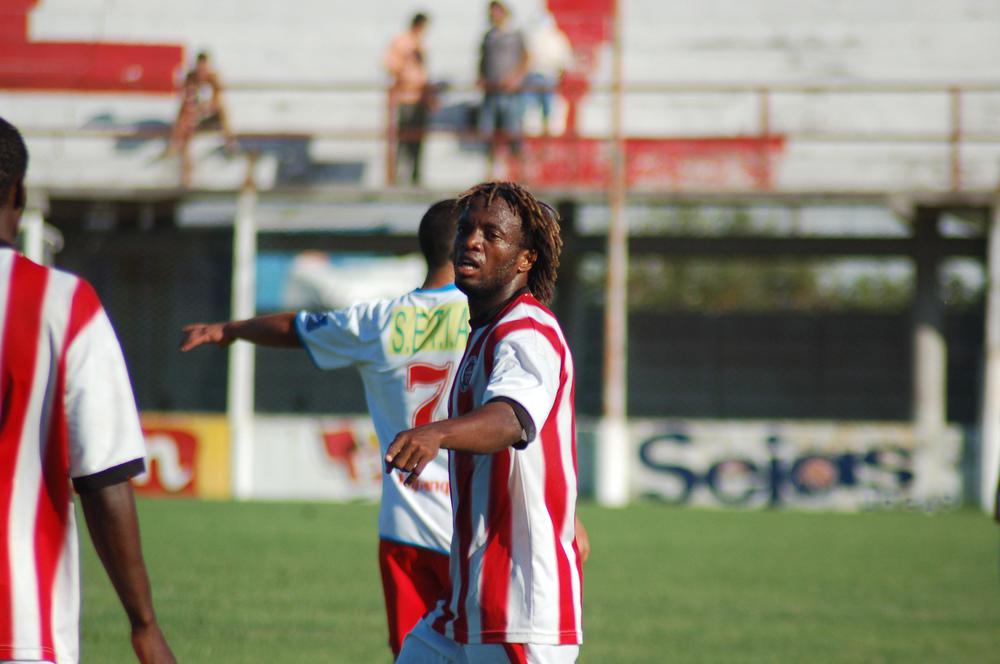 Foto contratapa futbol de la d mokiala
