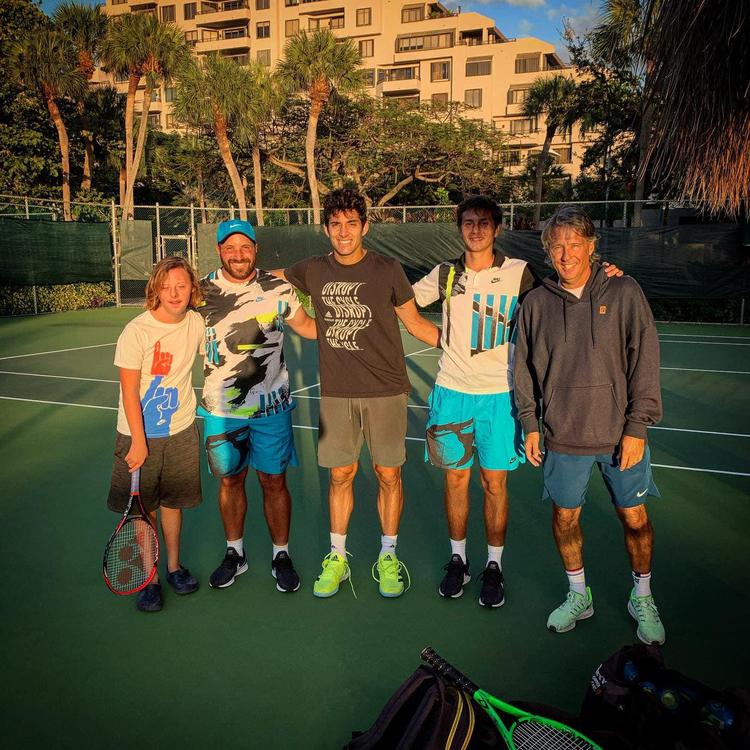 TENIS ELI Y davin