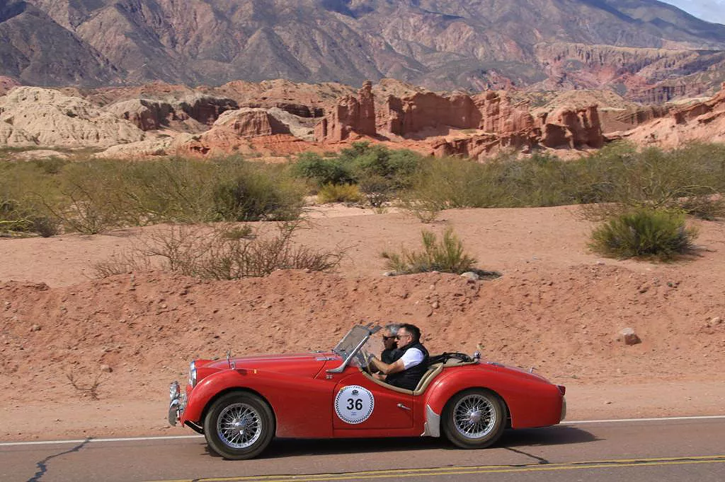 regularidad pablo sanchez en la gran carrera 2022 triumph tr3 1960 PONER ESTA