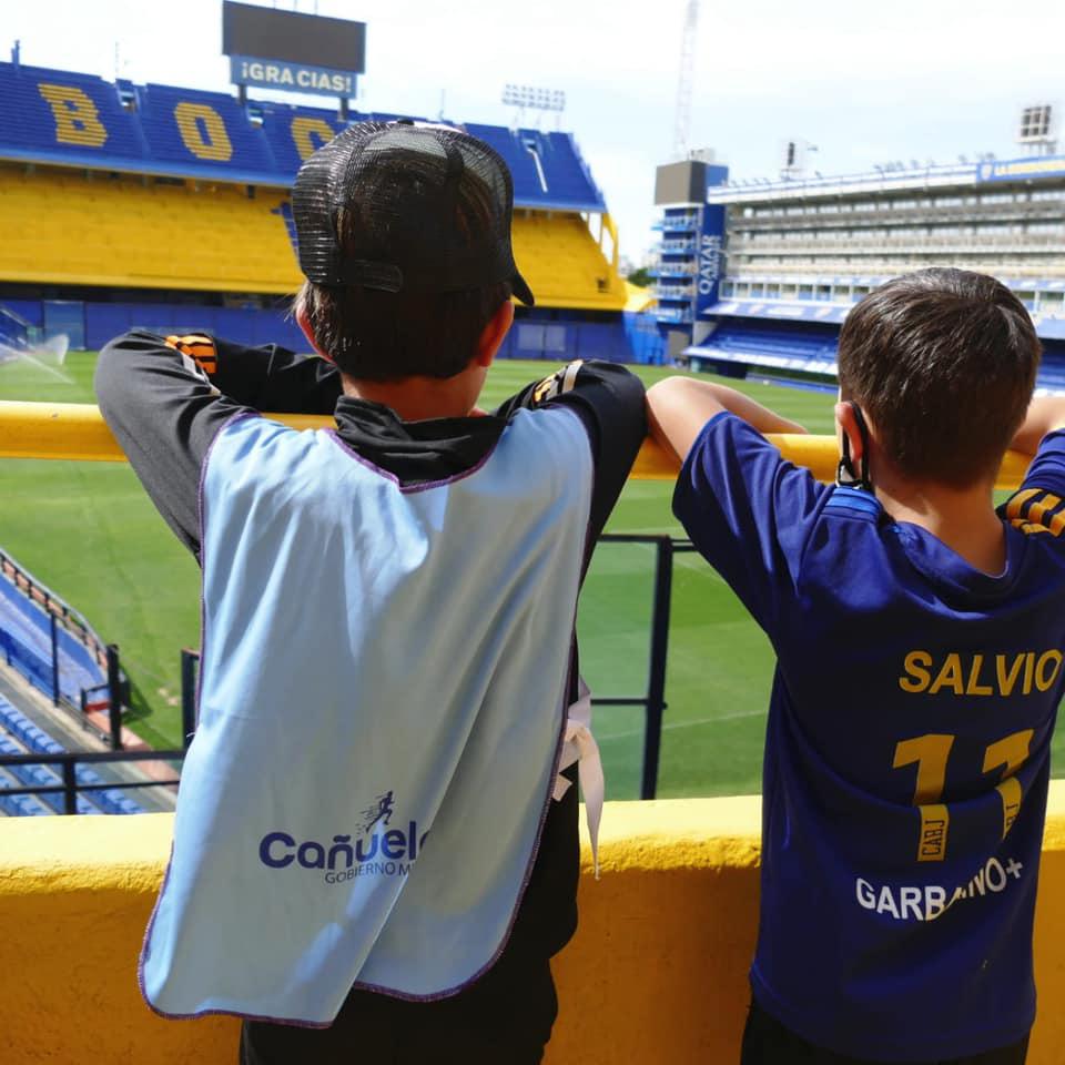 Chicos visitaron la bombonera 4