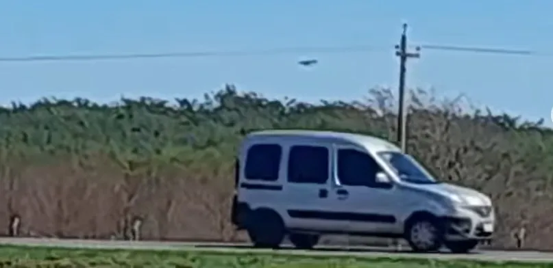 thumbnail_dron uribe