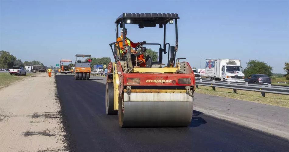 Foto Pavimentadora