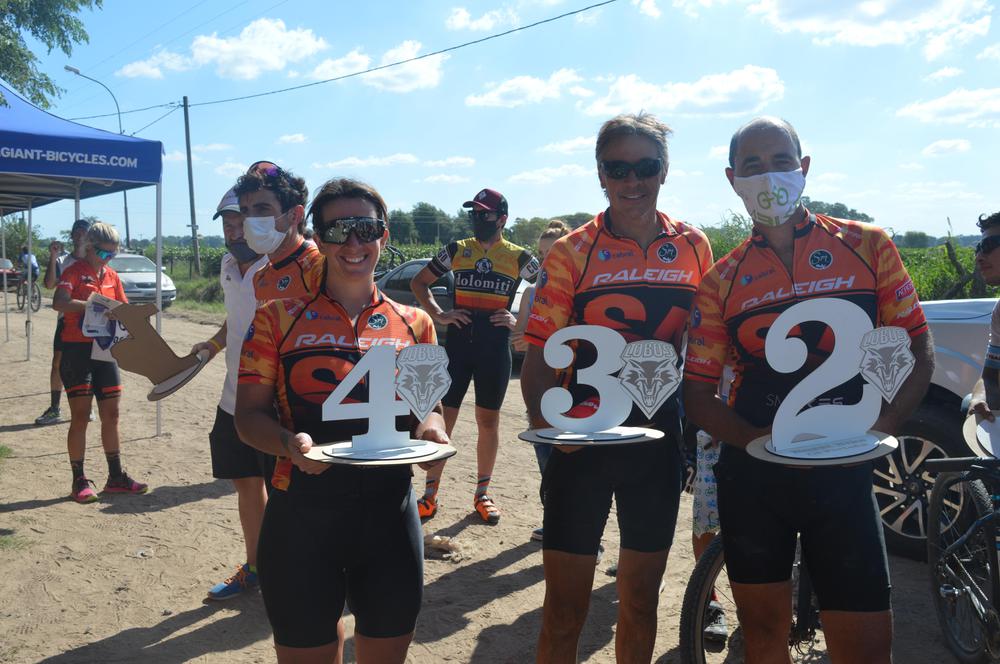 ciclismo podios cañuelenses-Mariana Goñi- Sergio Calderaro- gaston Brotzman