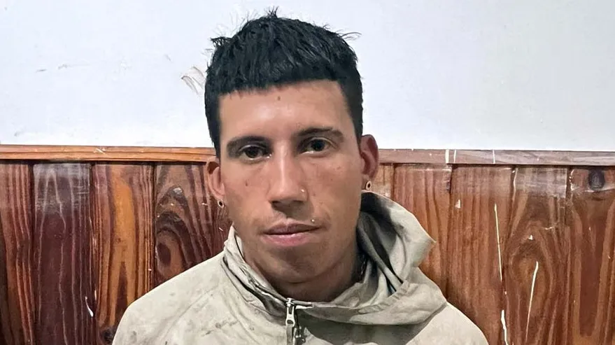 Franco Escey portada