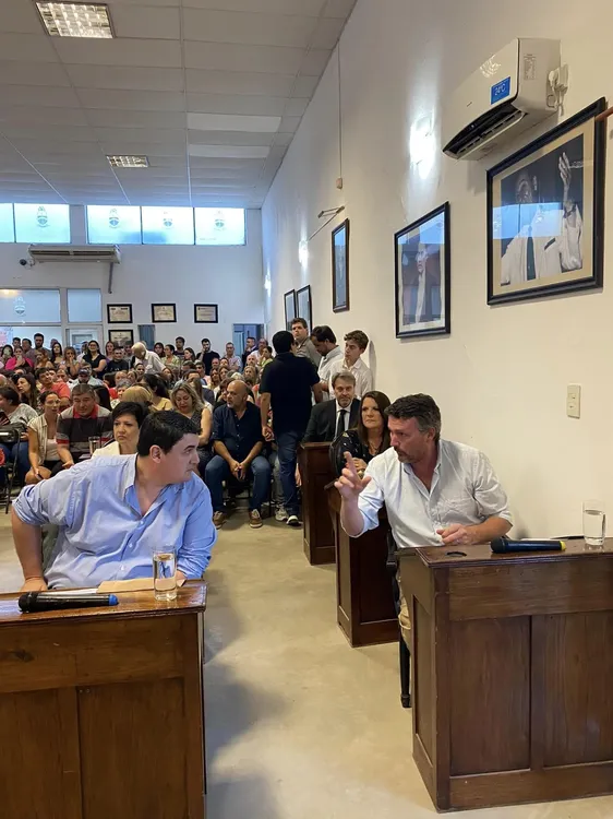 Pag 10 - juntos divididos