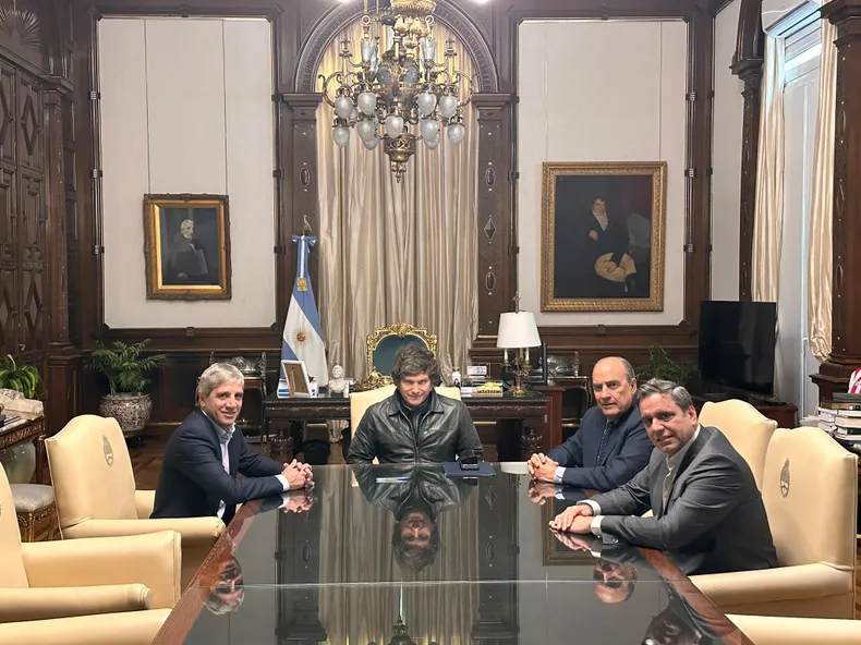 milei-caputo-y-catalan